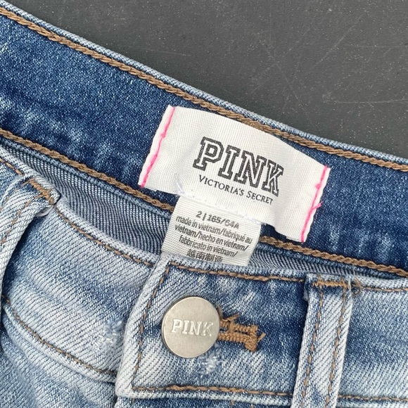 Pink shorts - Picture 3 of 3